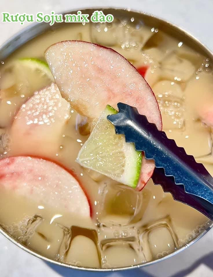 Tổng hợp cách mix đồ uống ngon: Yakult lựu, Rượu vang đỏ trái cây và Yakult cam