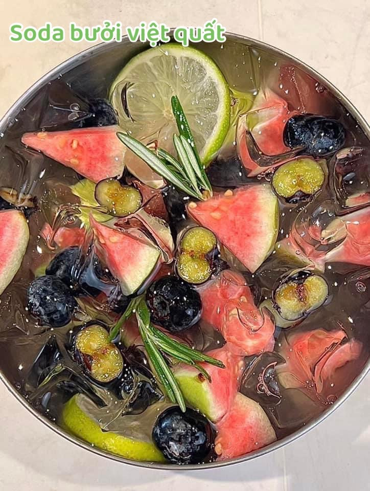 Tổng hợp cách mix đồ uống ngon: Yakult lựu, Rượu vang đỏ trái cây và Yakult cam