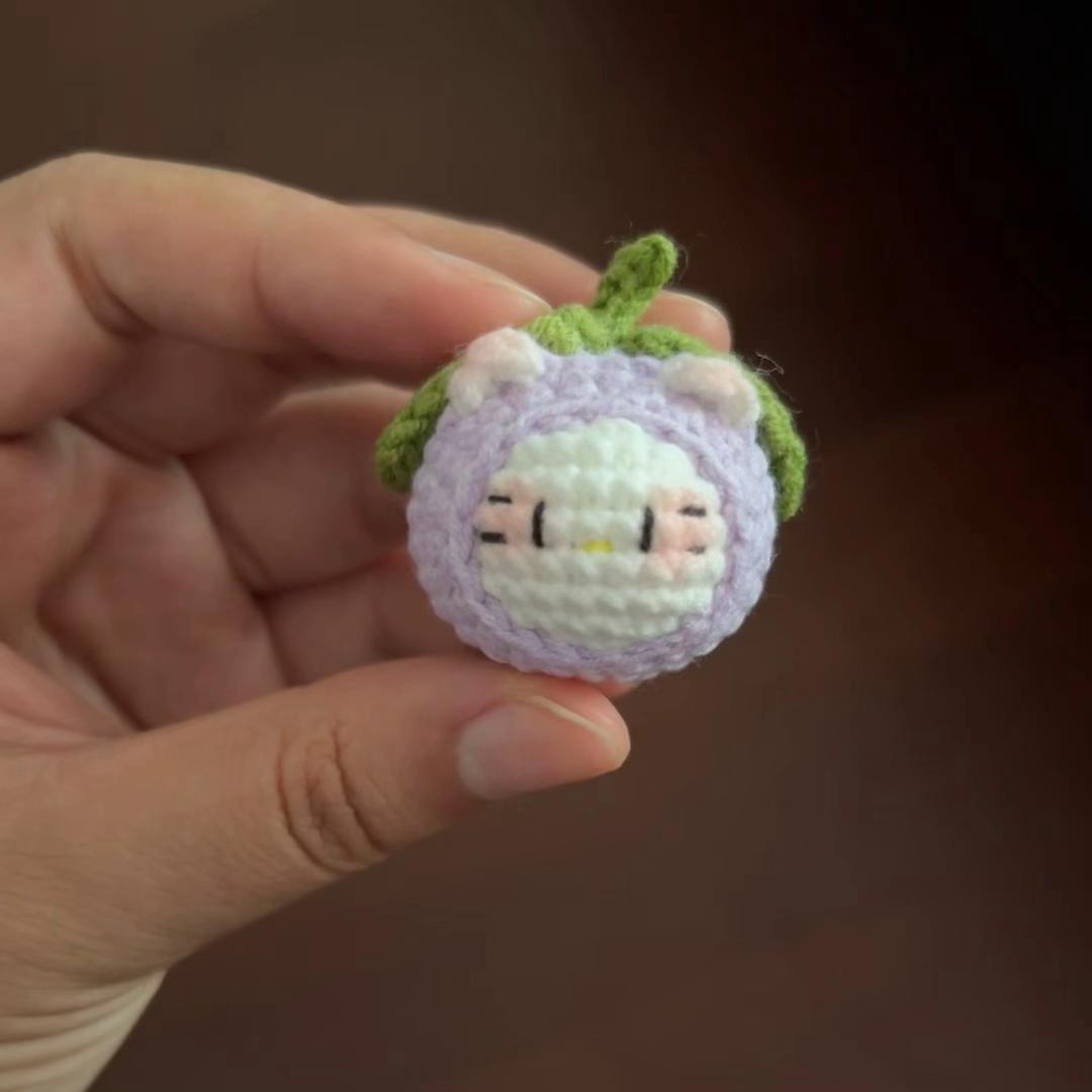 Tổng hợp chart móc Hello Kitty: bông hoa, chuối và các mẫu phụ kiện dễ thương