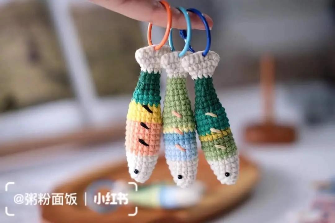 Tổng hợp chart móc len: Bé mèo cute, Răng cười và Móc cá