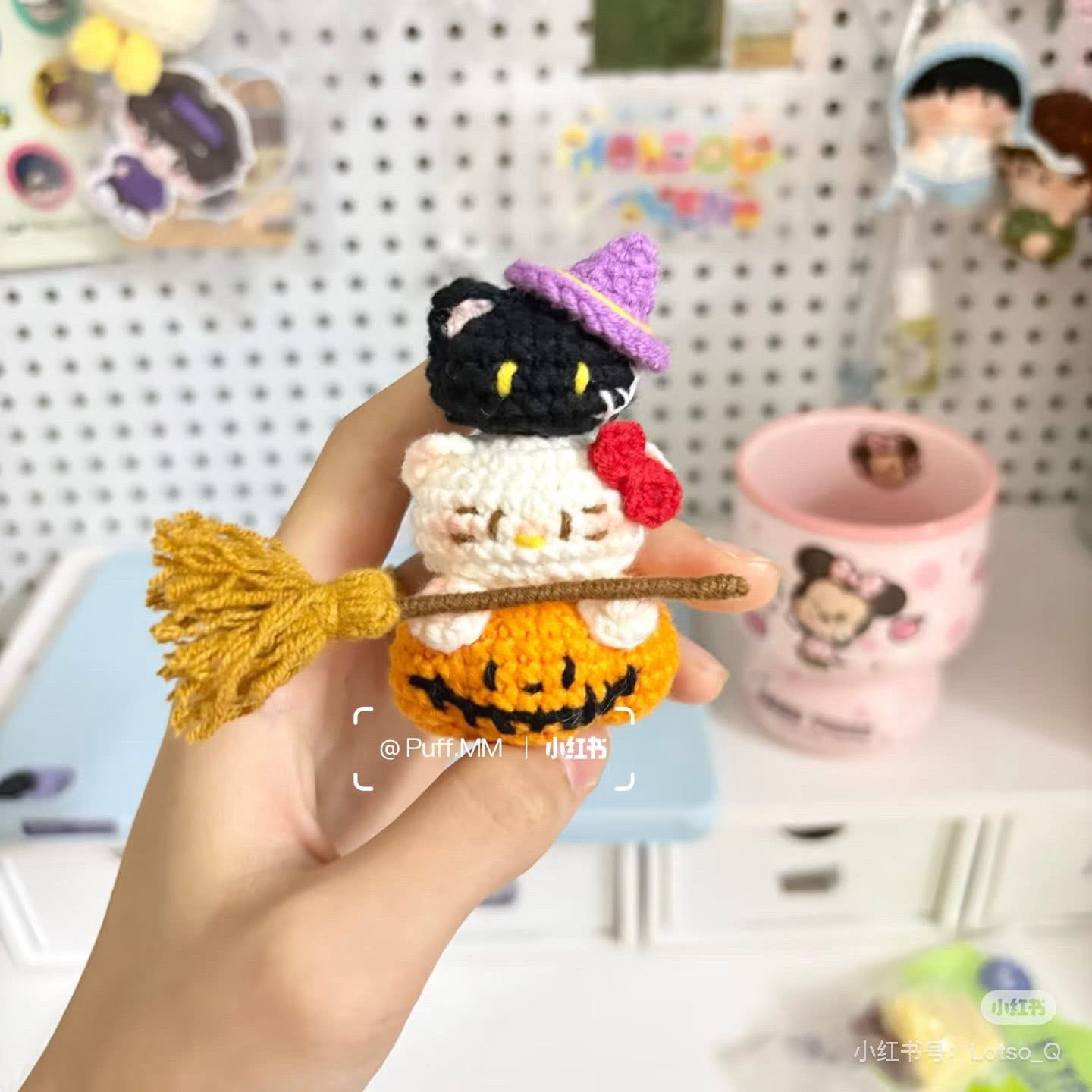 Tổng hợp chart móc len búp bê Halloween dễ thương