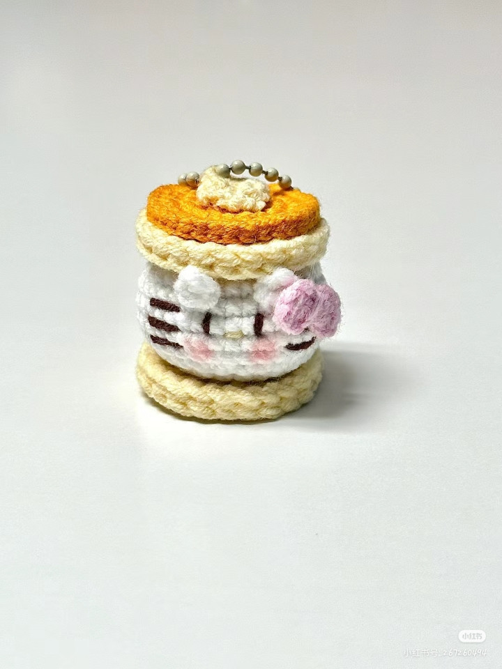 Tổng hợp chart móc len Hello Kitty dễ thương: Mèo, Bánh Kếp và Kem