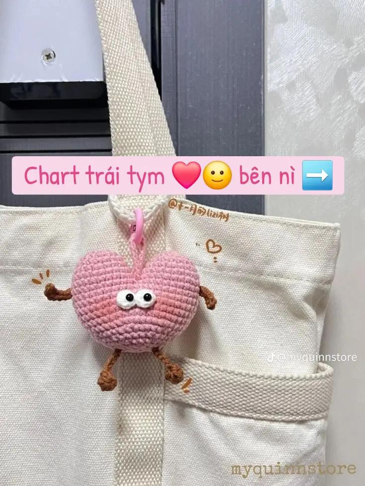 Tổng hợp Chart Móc Len Trái Tim: Búp bê, Khóa và Kẹp Tóc