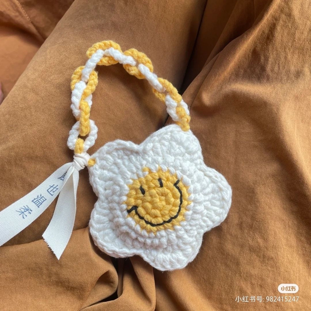 Tổng hợp chart móc túi len dễ thương: Melody, Hello Kitty và Thỏ