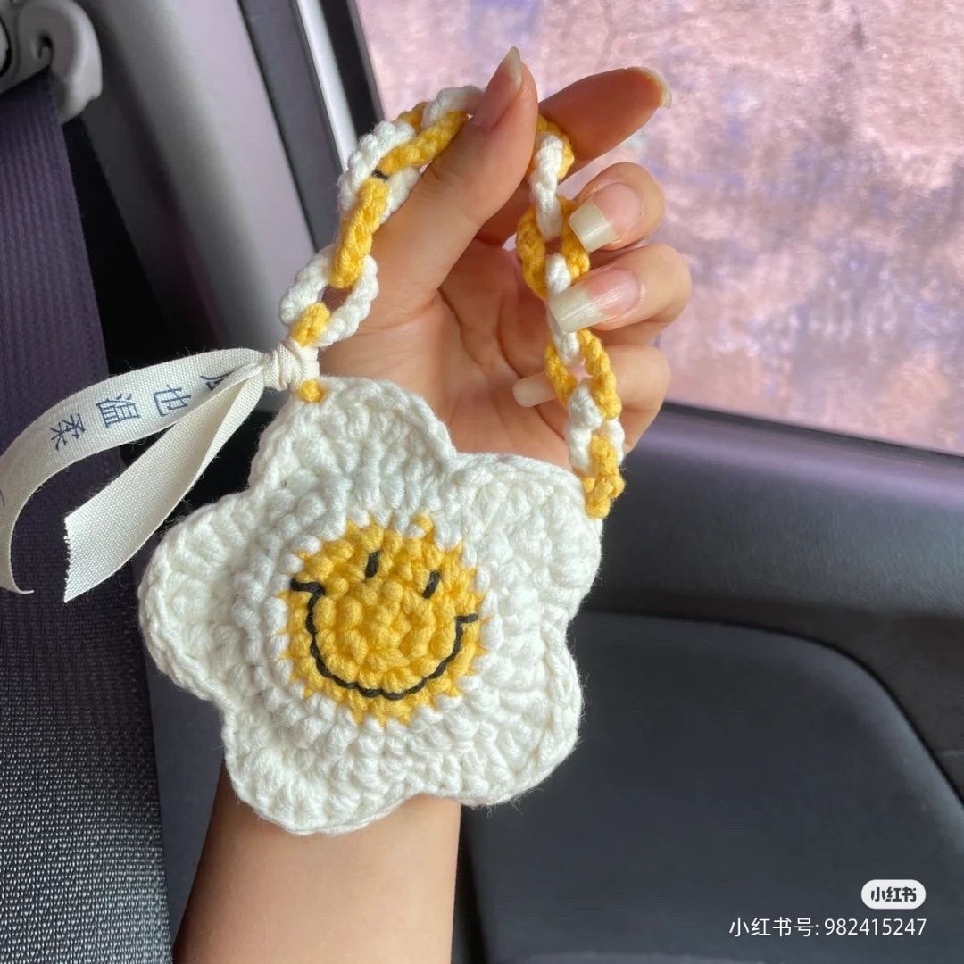 Tổng hợp chart móc túi len dễ thương: Melody, Hello Kitty và Thỏ