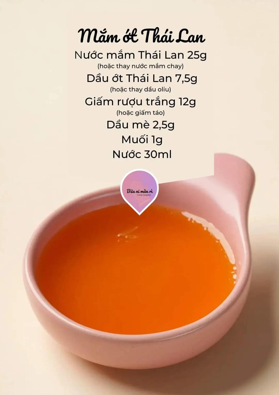 Tổng hợp công thức làm sốt ăn kèm salad: sốt chanh bơ, giấm húng quế, kem Ý, mắm ớt Thái Lan và bơ đậu phộng ngọt