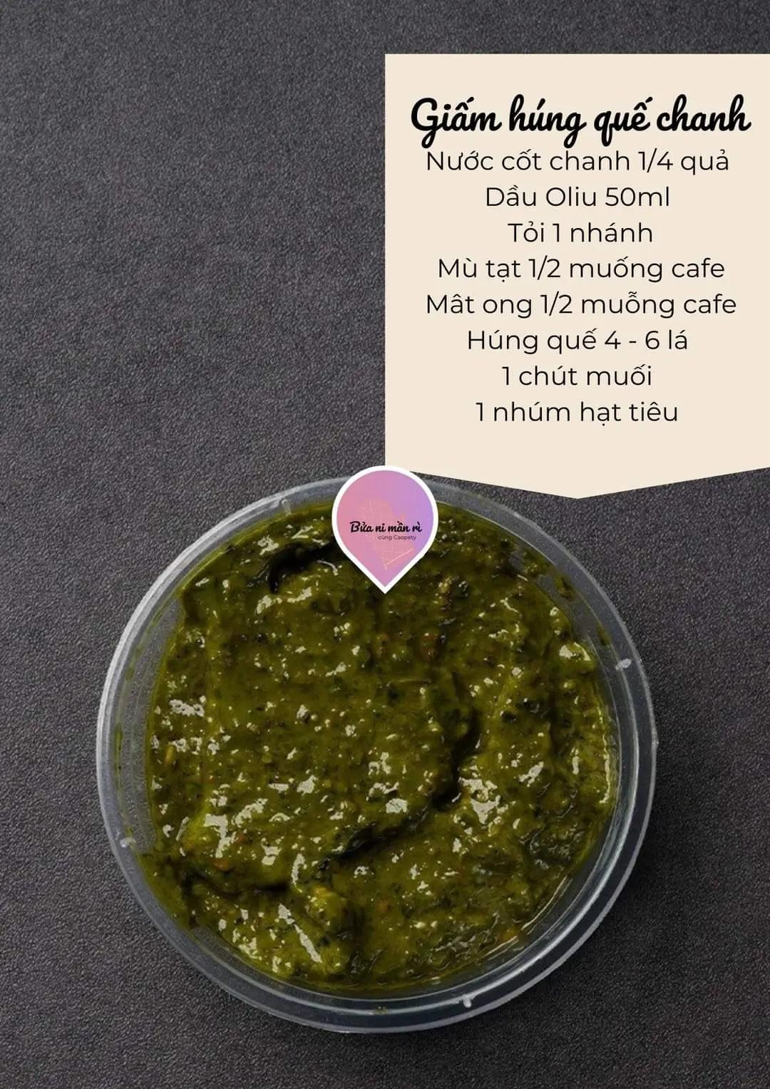 Tổng hợp công thức làm sốt ăn kèm salad: sốt chanh bơ, giấm húng quế, kem Ý, mắm ớt Thái Lan và bơ đậu phộng ngọt