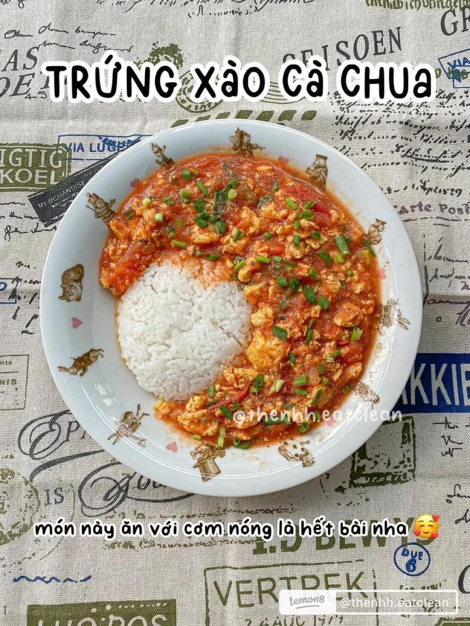 Tổng hợp thực đơn Eat Clean giảm mỡ: Miến xào rau củ, Đậu hũ sốt cay, Mì bơ đậu phộng, Trứng cà chua và Cháo yến mạch