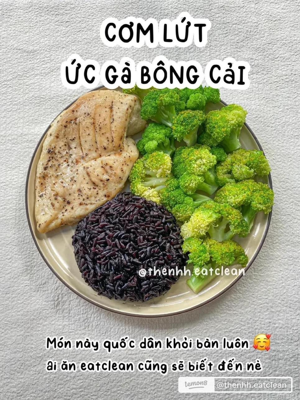 Tổng hợp thực đơn Eat Clean giảm mỡ: Miến xào rau củ, Đậu hũ sốt cay, Mì bơ đậu phộng, Trứng cà chua và Cháo yến mạch