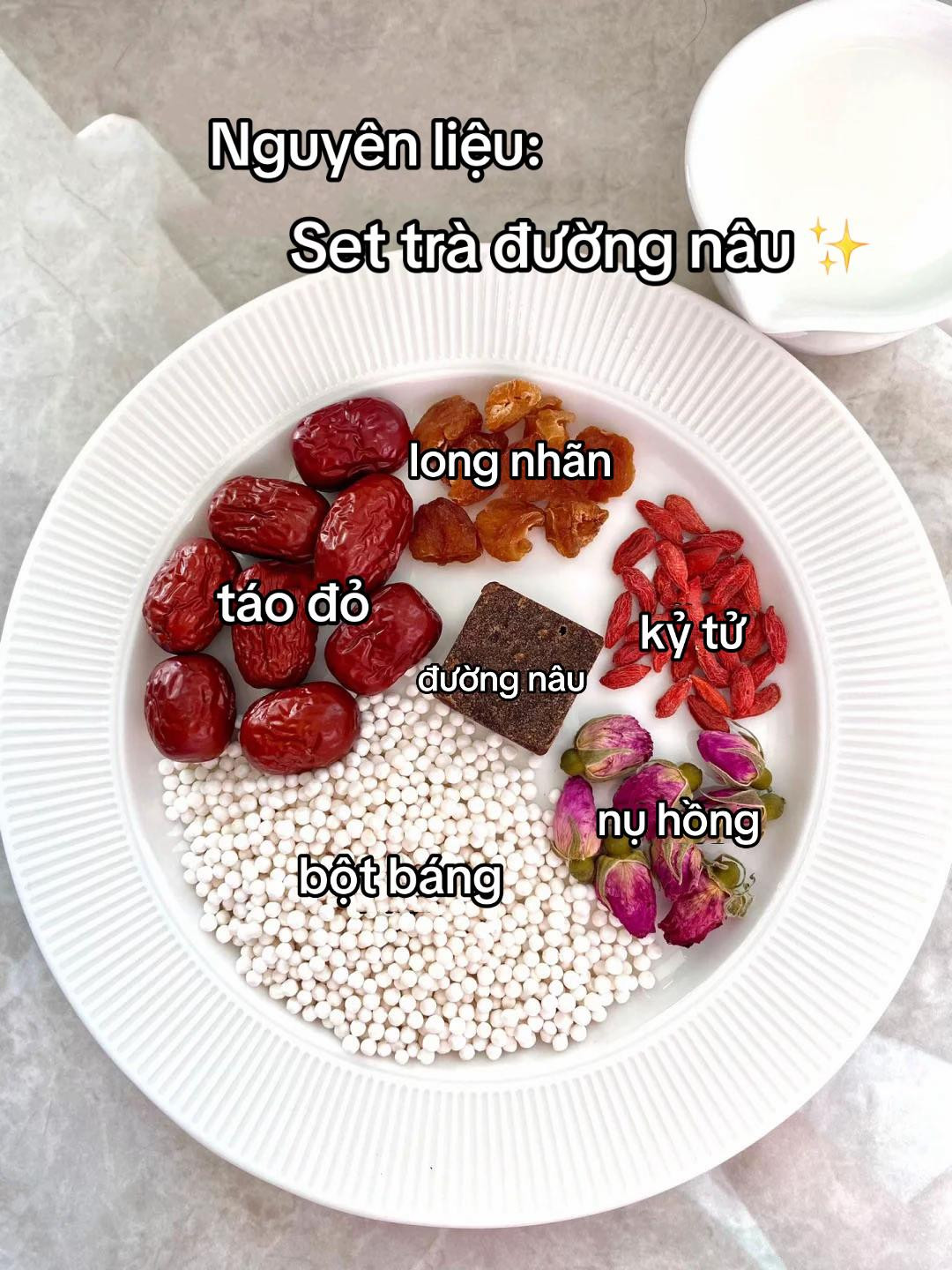 Trà sữa táo đỏ, kỷ tử, hoa hồng và bột báng tốt cho sức khỏe