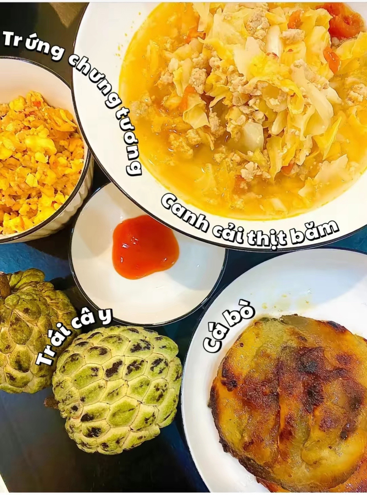 Trọn vị cơm nhà với 4 mâm cơm ngon: Trứng chưng, gà ủ muối, canh kim chi và cá bớp