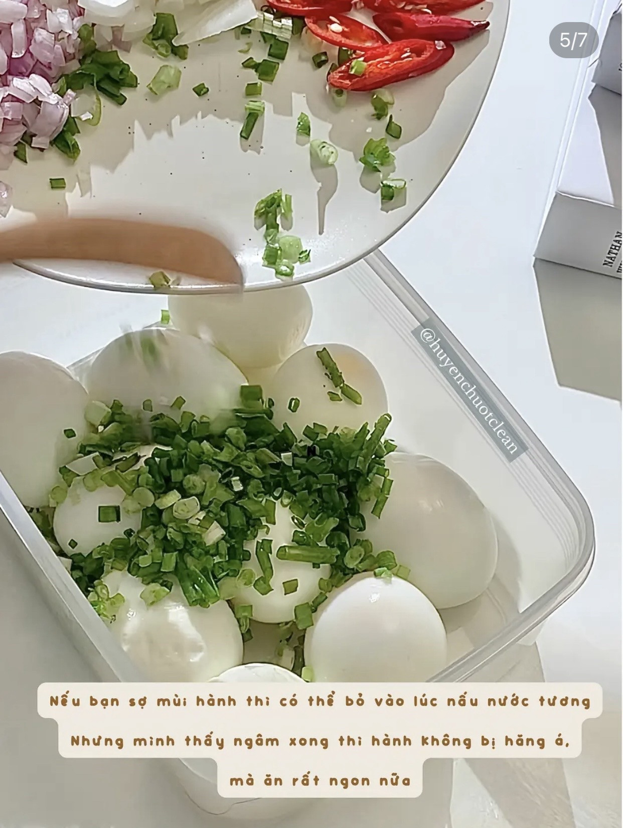 Trứng lòng đào ngâm tương: Cách làm trứng luộc chuẩn vị, sốt tỏi ớt thơm ngon