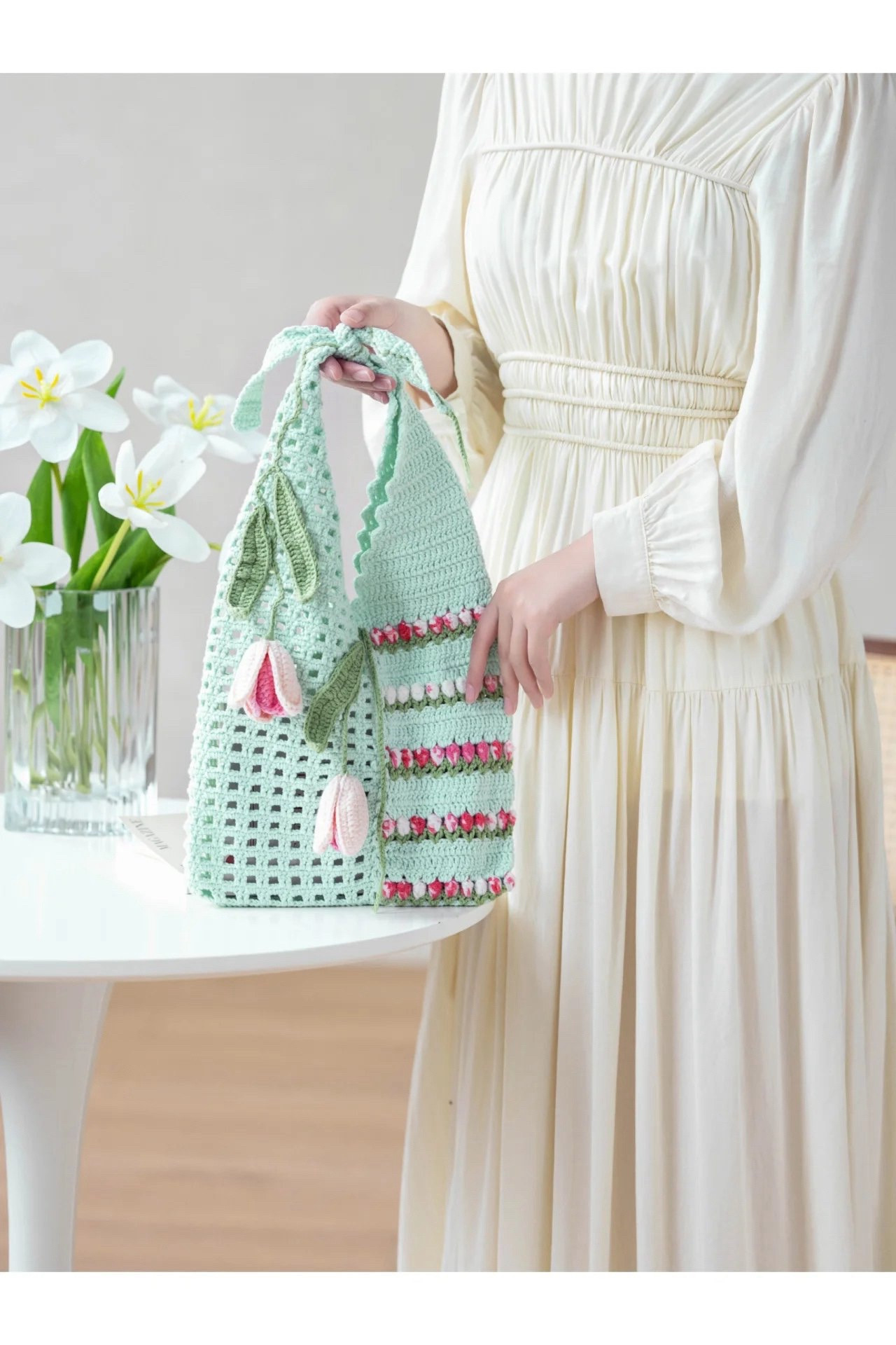 Tulip Flower Crochet Bag Pattern with Chart Tutorial