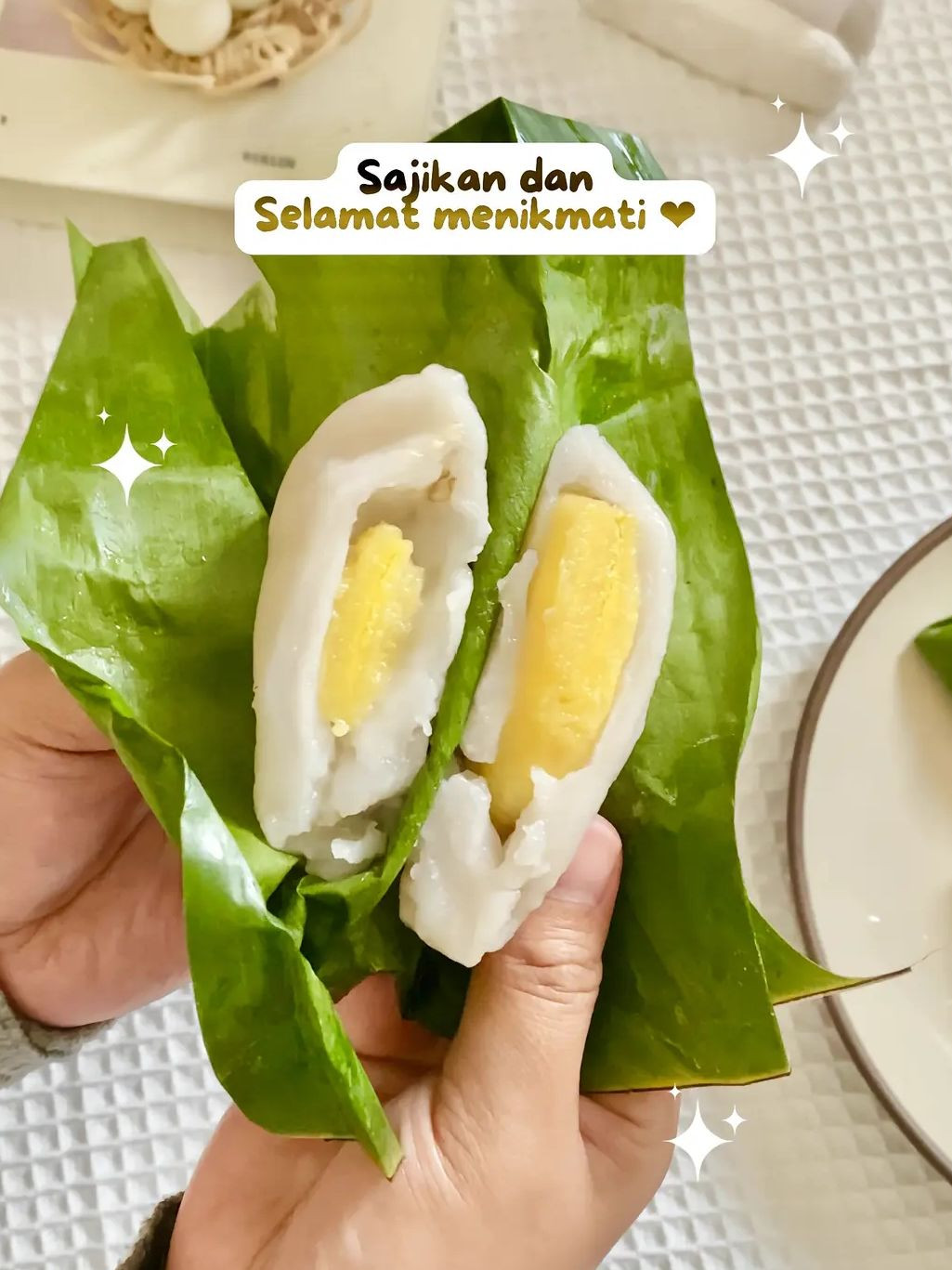 Tutorial Cách Làm Kue Nagasari Pisang: Bánh Bông Lan Dừa Nấu Chín Trong Lá Chuối, Kenyal Manis