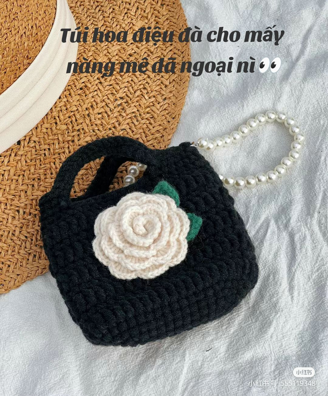 Tutorial for Crocheting a Small Camellia Flower Handbag with Pearl Handle