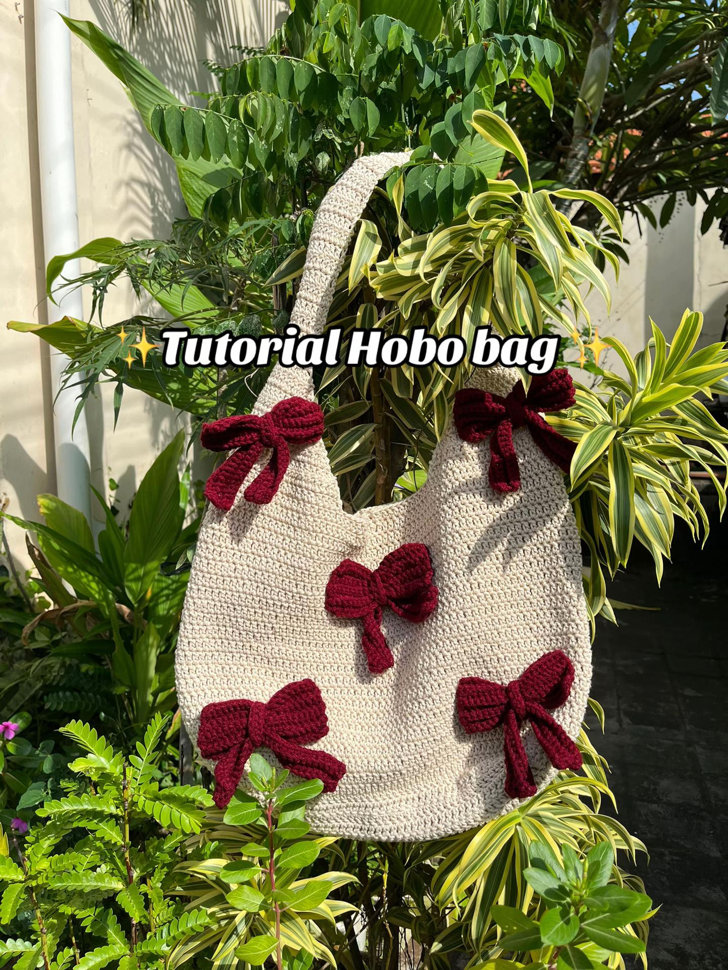Tutorial Hobo Bag Crochet với nơ màu đỏ