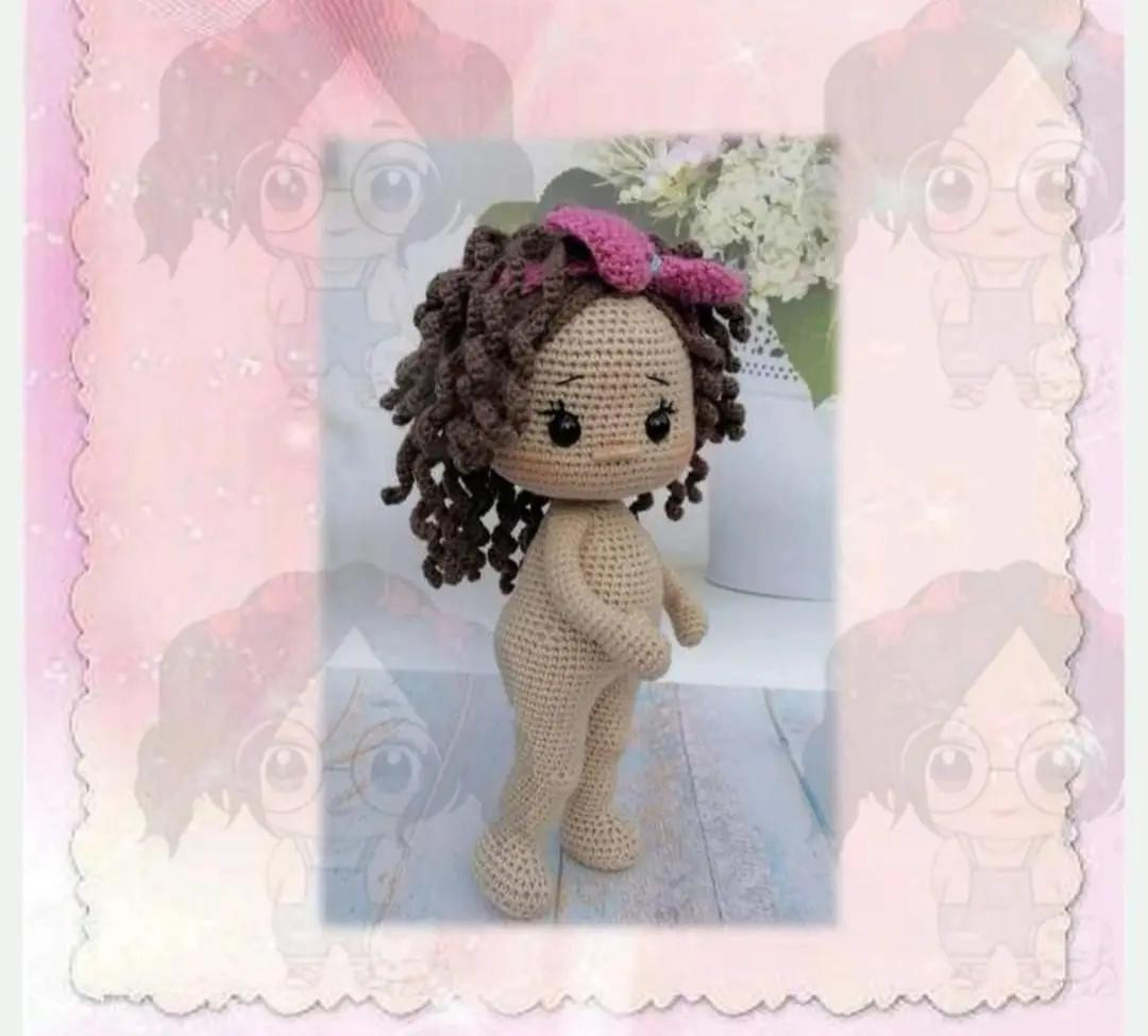 Tutorial Móc Len Búp bê Amigurumi Tóc Nâu Quăn: Hướng dẫn chi tiết cách móc tay và chân bằng tiếng Bồ Đào Nha