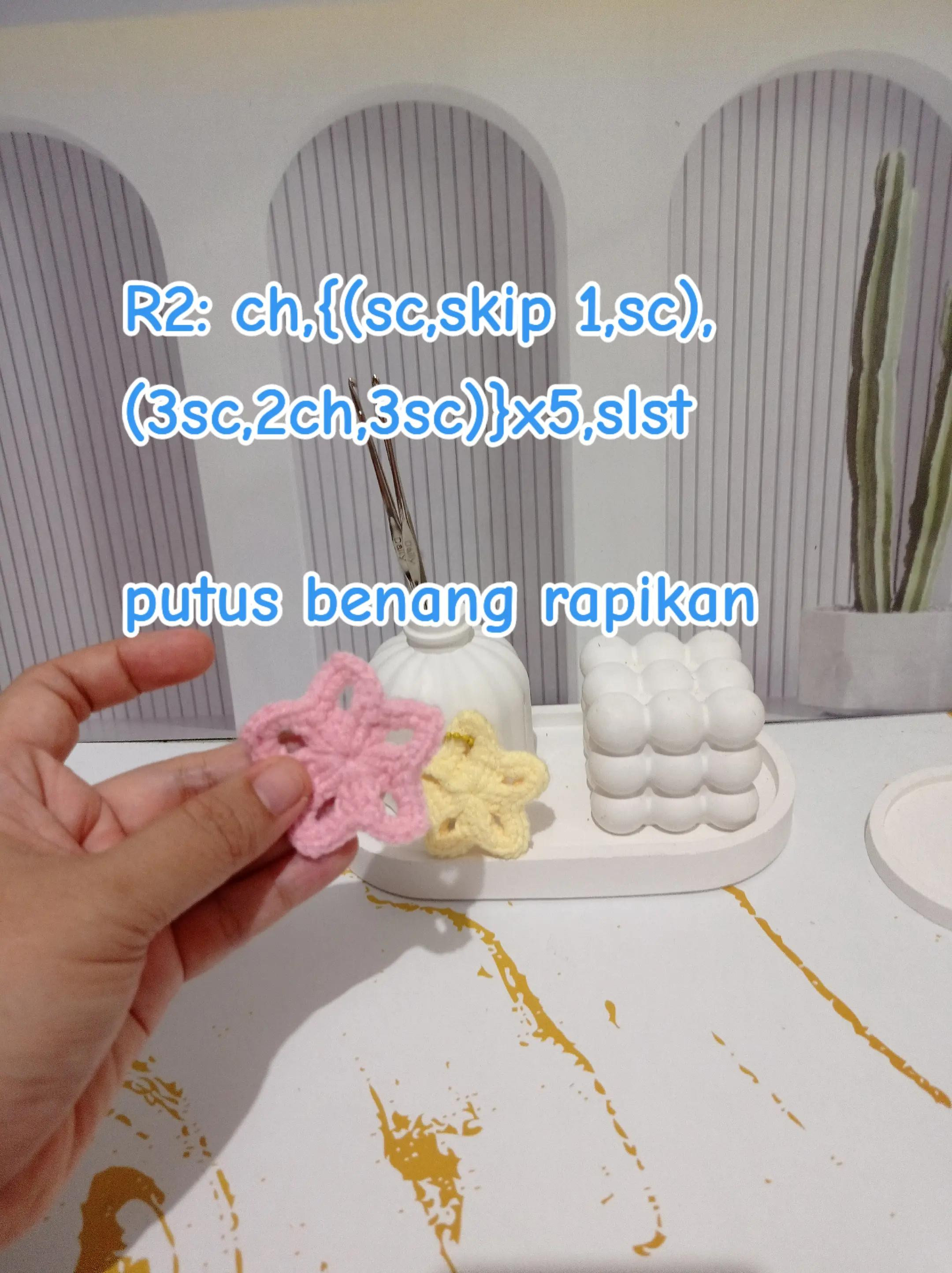 Tutorial Móc Len Hình Ngôi Sao Đơn Giản Màu Hồng Và Vàng