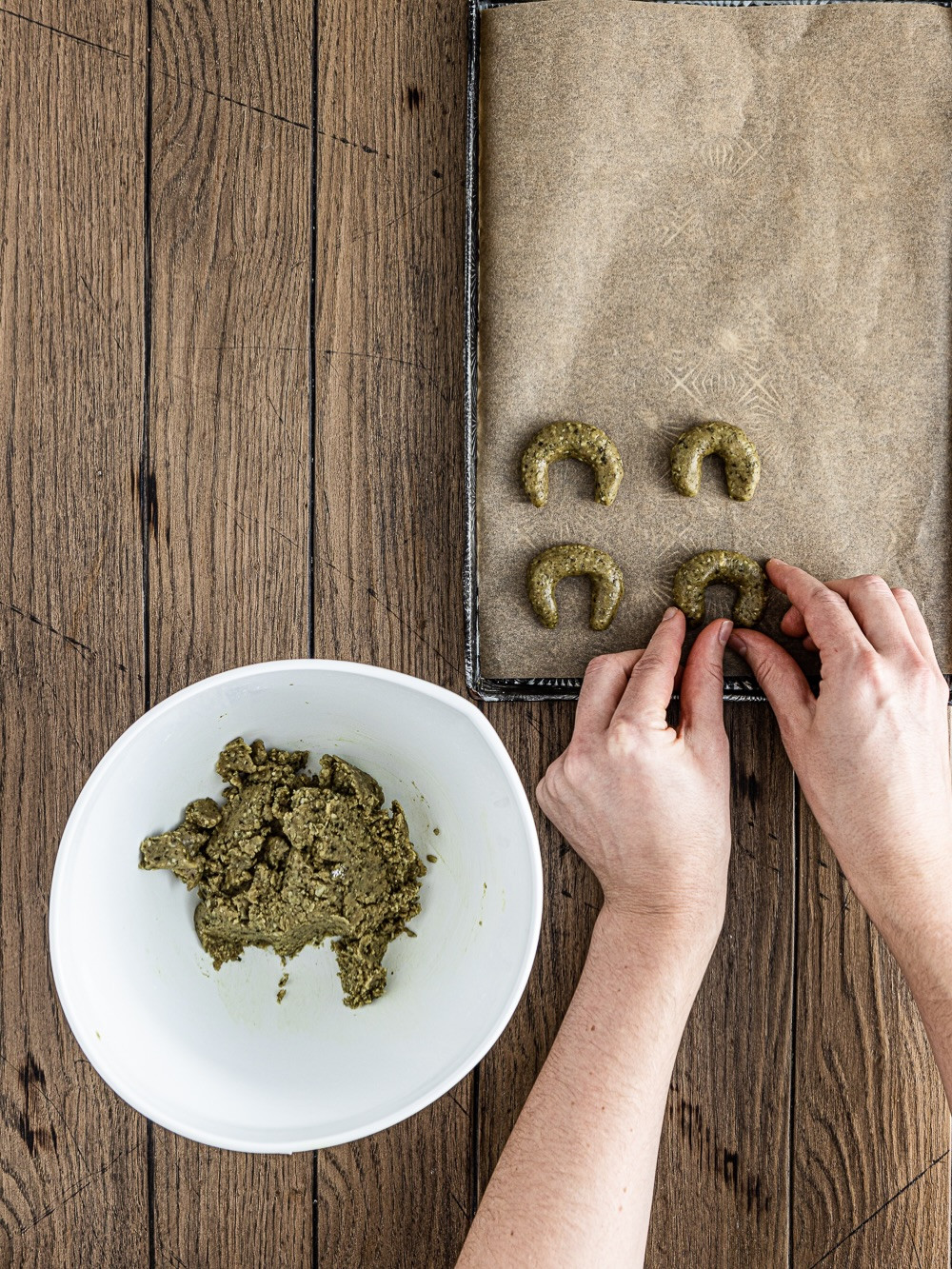 Vegane Kürbiskern-Kipferl mit Schokospitzen