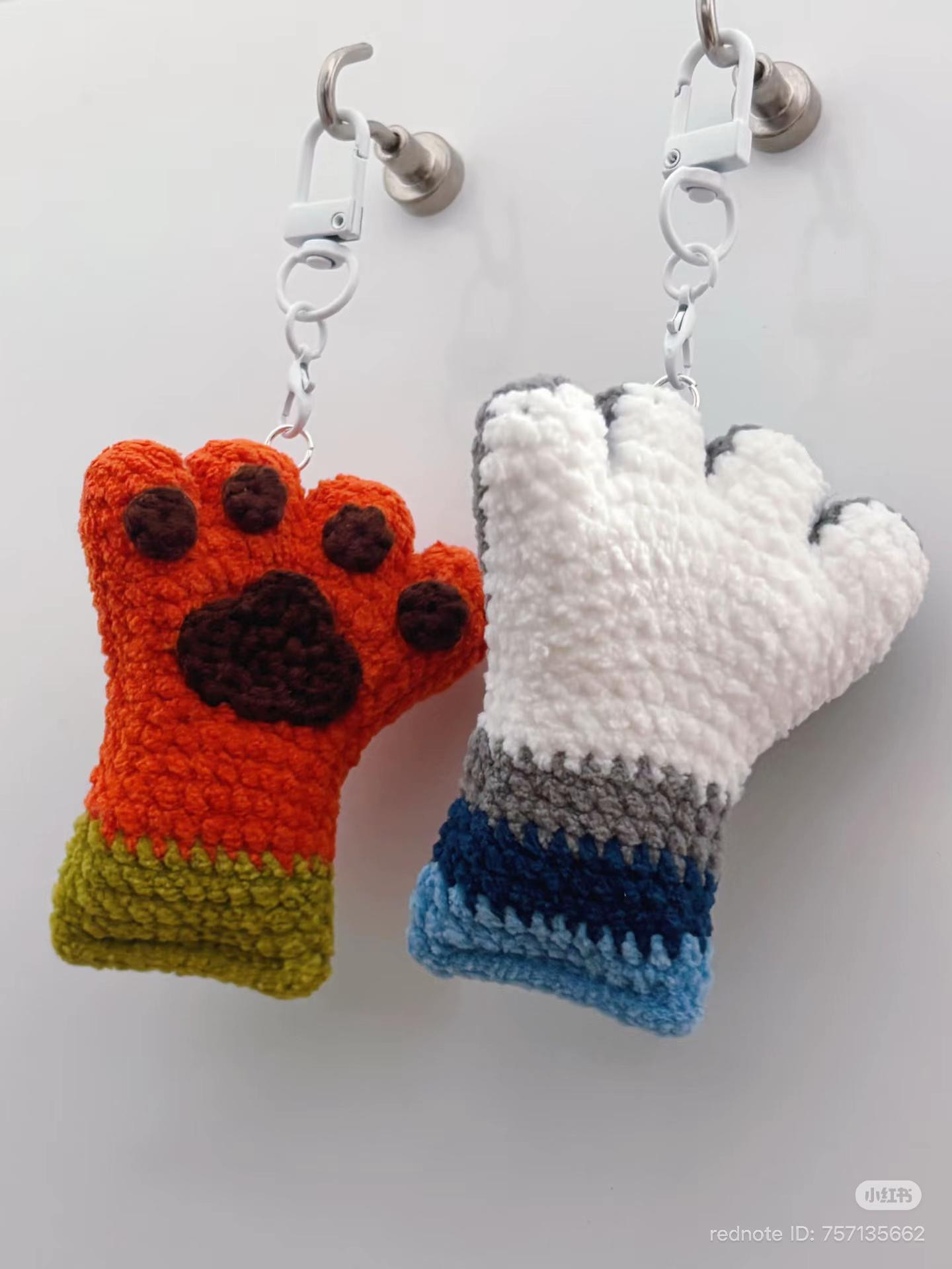 Zootopia Nick and Judy Paw Keychains Crochet Pattern