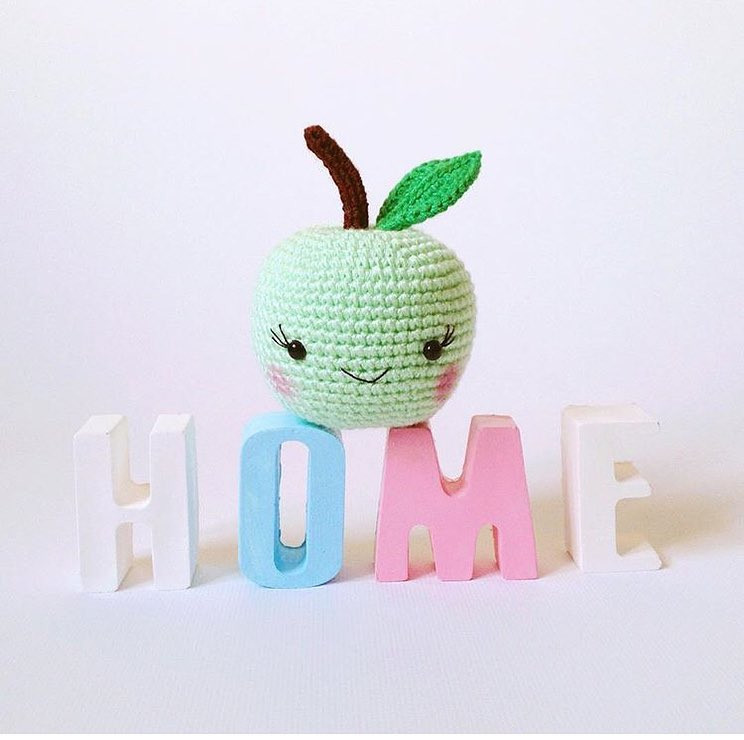 Amigurumi Elma Maska Pattern - Crochet Apple Doll with Chart and Instructions