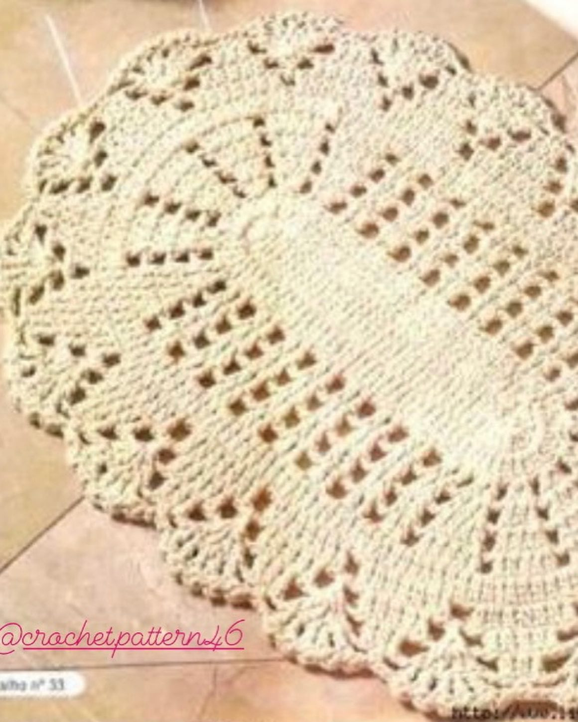 Beautiful Crochet Patterns for Table Runners and Placemats