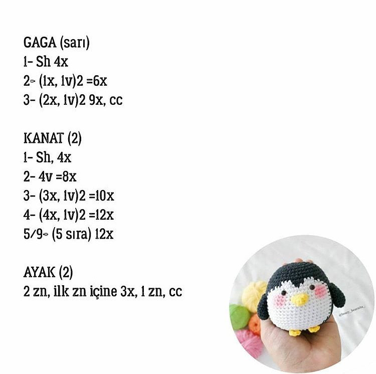 Bebek Penguen Tarifi: Hướng dẫn móc len chim cánh cụt dễ thương với nguyên liệu sợi đen trắng vàng