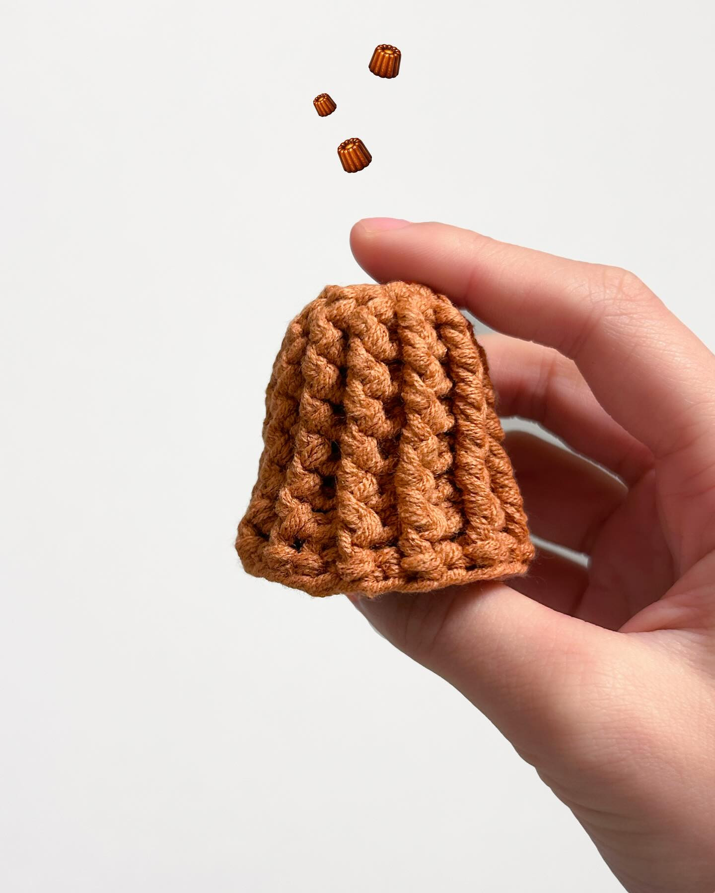 Crocchet Canelé Pattern: Authentic Fluted Dessert with 12 Ridges - Free Knitting Chart