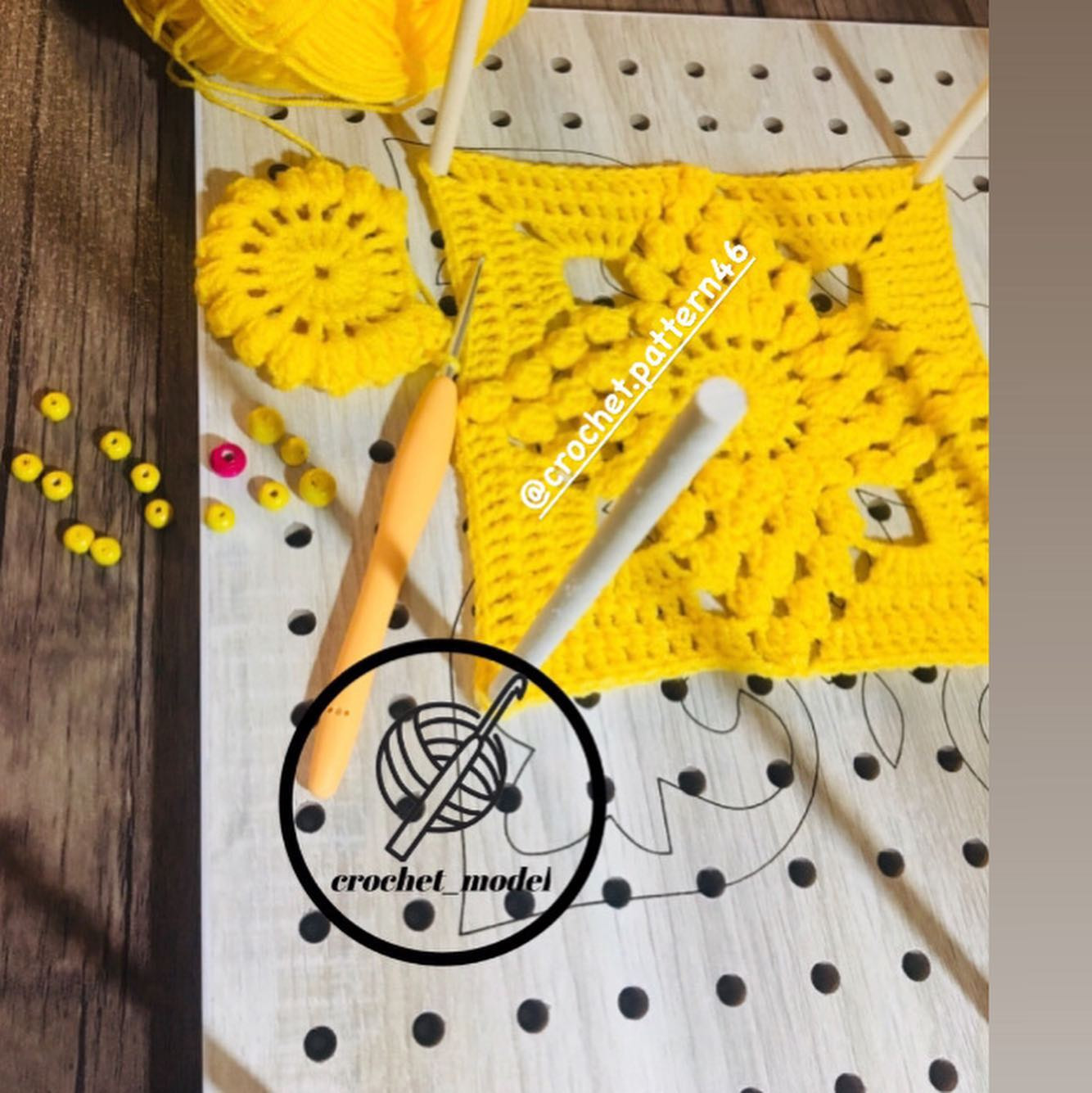 Crochet Flat Chart: Colorful Granny Square Pattern Diagram with Detailed Stitch Instructions