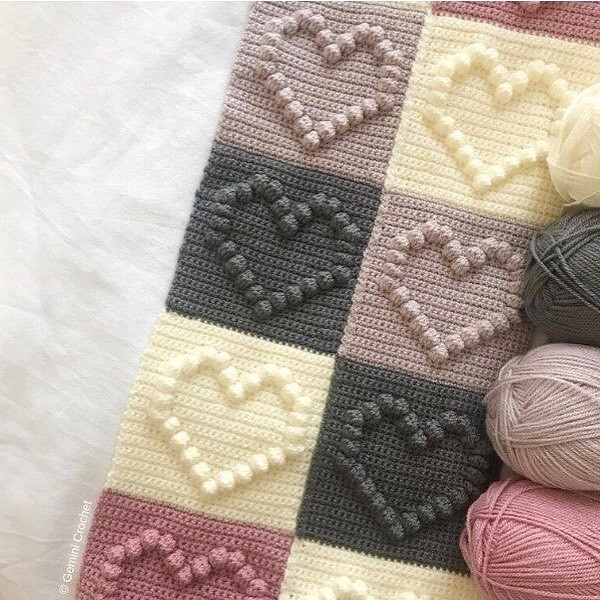 Crochet Flat Chart: Colorful Granny Square Pattern Diagram with Detailed Stitch Instructions