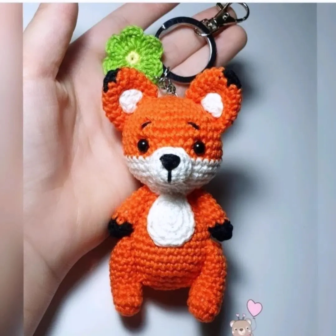 دستور بافت عروسک روباه نارنجی و گرس قهوه‌ای کوچک