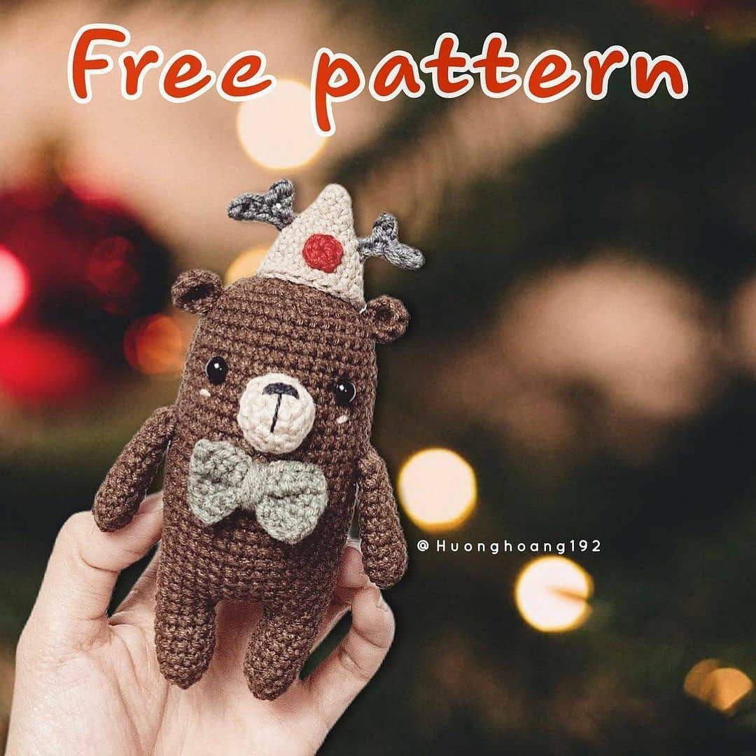 Free Crochet Pattern: Cute Brown Bear with Reindeer Hat and Bow Tie