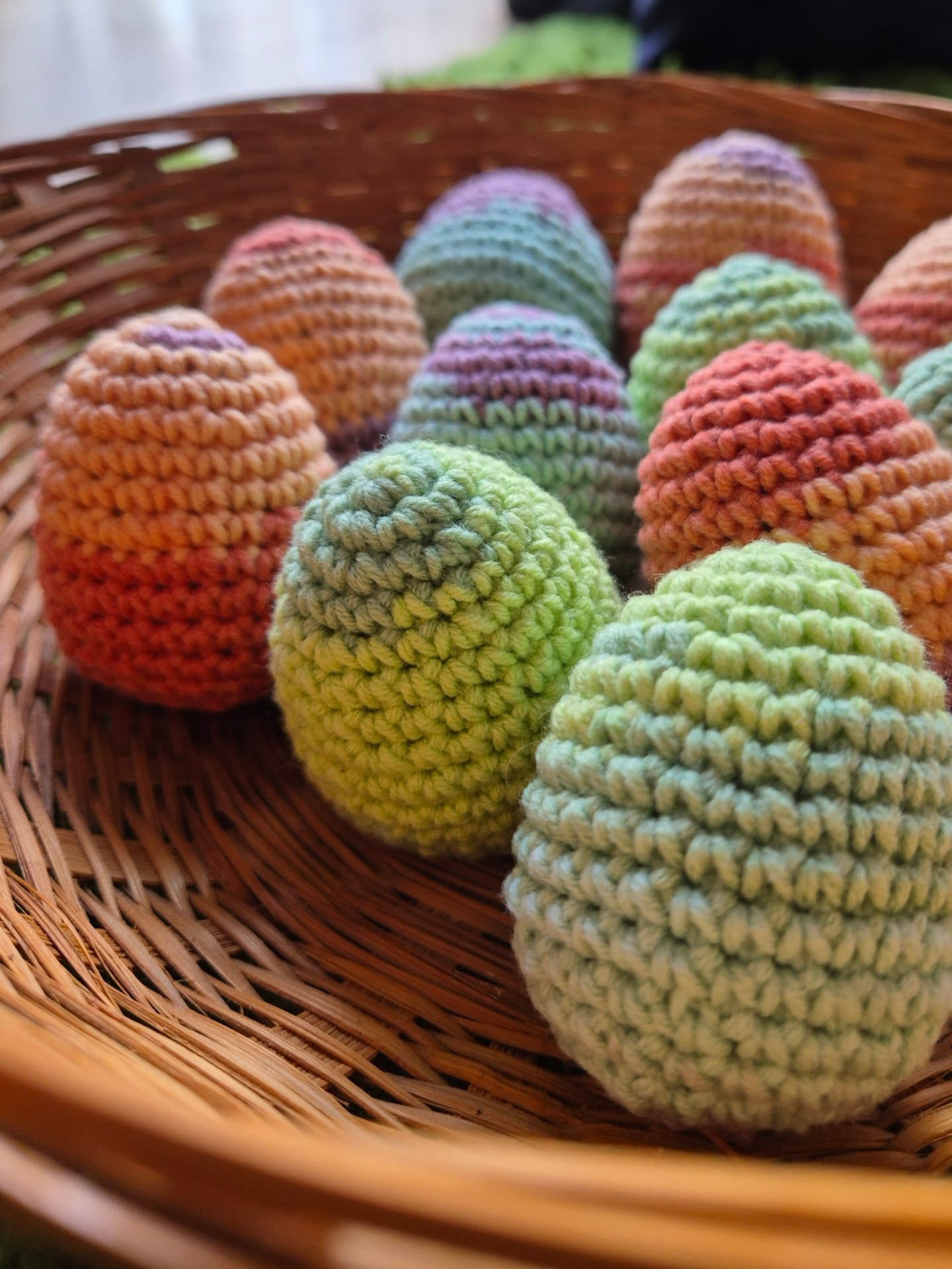 Free Handwritten Crochet Pattern for Colorful Easter Eggs