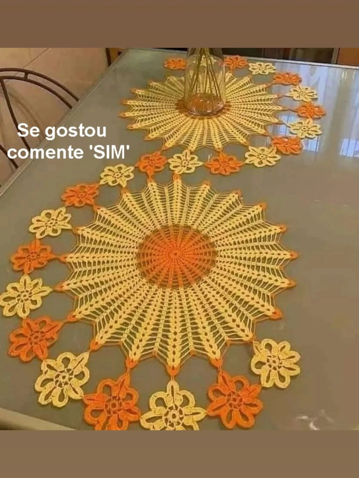 Galeria de almofadas crochê decorativas com flores, arco-íris e gráficos de ponto