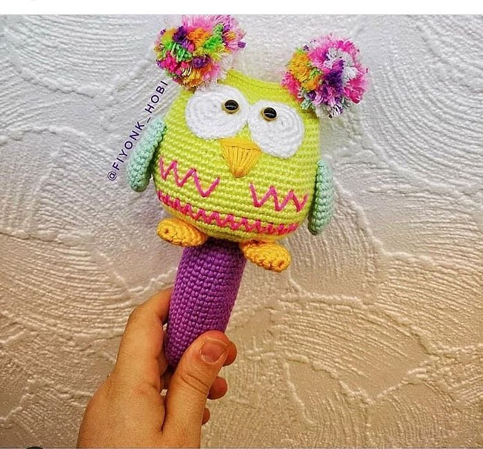 Hướng dẫn chi tiết cách móc con cú (Owl) màu xanh lá với tai pom-pom rực rỡ
