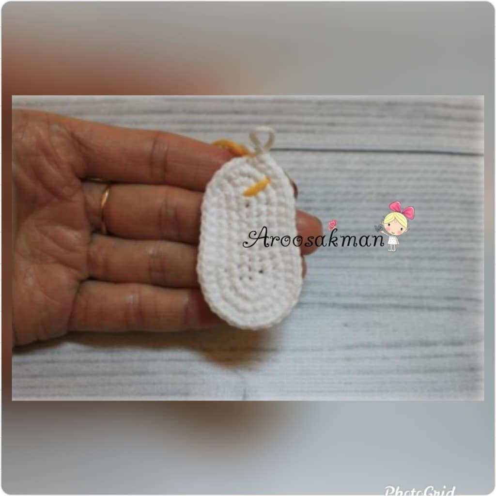 Hướng dẫn móc len búp bê con ngựa màu nâu mặc áo xanh lá