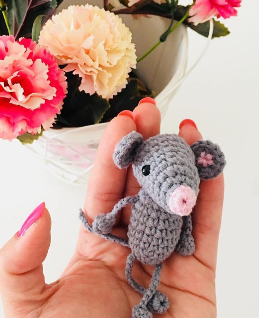 Hướng dẫn móc len chuột xám nhỏ dễ thương, mẫu đồ thủ công amigurumi chi tiết
