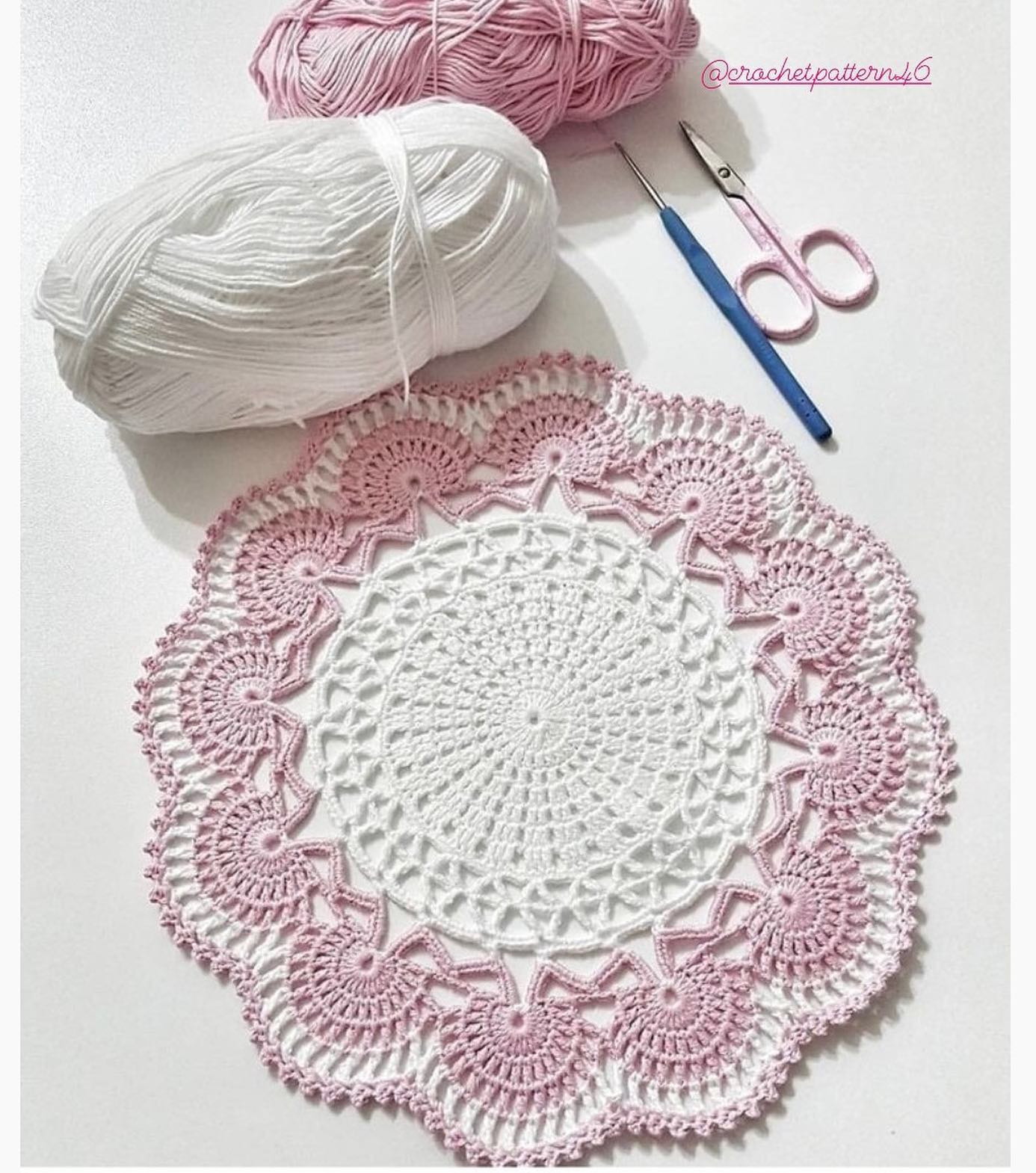 Iranian Crochet Doily Patterns and Charts