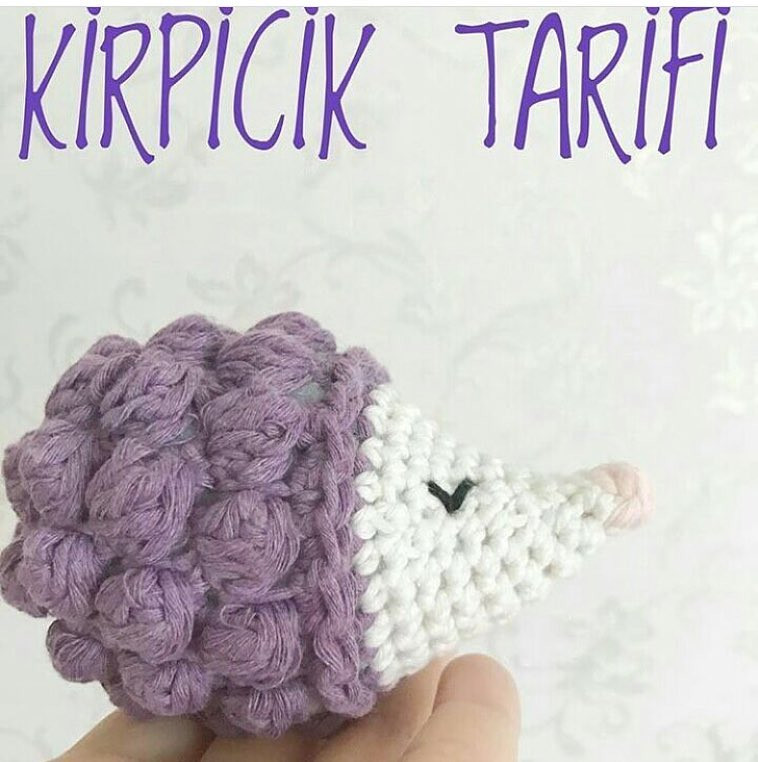 Kırpıcı Tarifi: Hướng dẫn chi tiết cách móc len búp bê con nhím màu tím và trắng