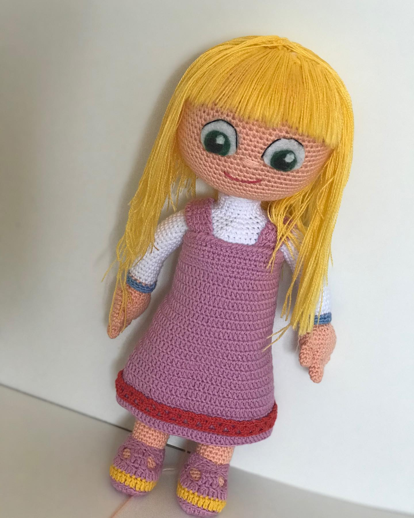 Maşa Amigurumi Tarifi - Pembe Elbise ve Sarı Saçlı Bebek Örgü Şeması