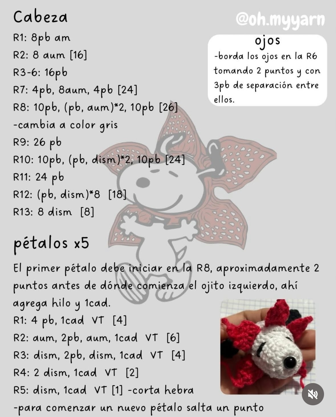 Patrón gratis de amigurumi Snoopy Demogorgon: perro blanco con pétalos rojos y gris inspirado en Stranger Things