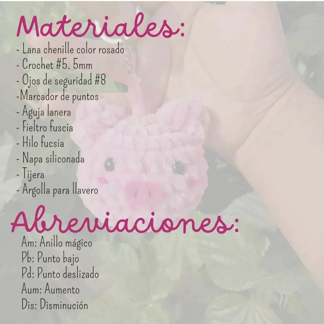 Patrón gratuito de llavero cerdito rosa hecho con lana chenille y crochet
