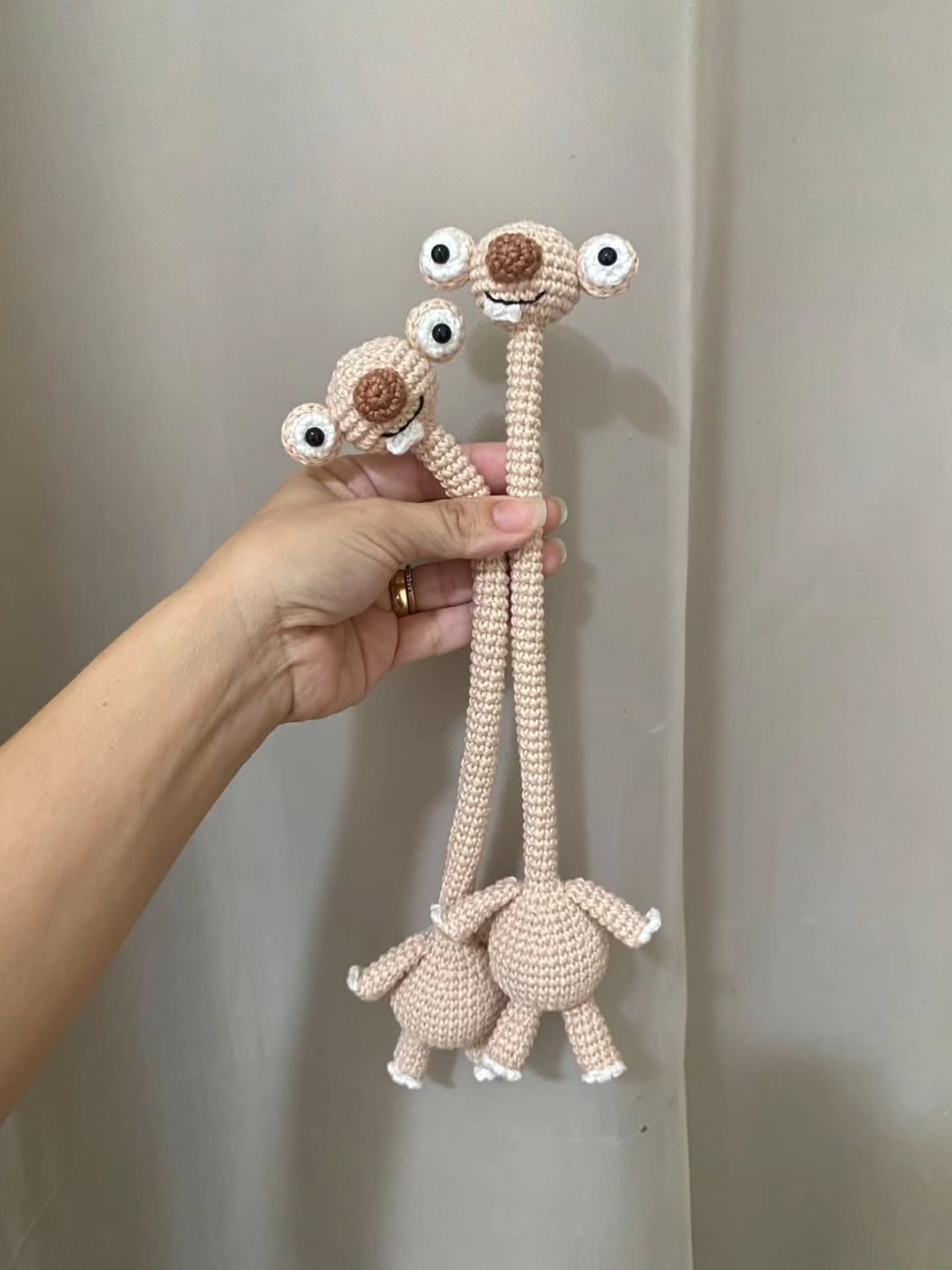 Receita Grátis: Sid Era do Gelo - Bônus Sid Pescoção Amigurumi Crochet Pattern