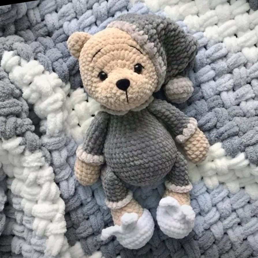 Схема вязания амигуруми мишки в пижаме и шапке