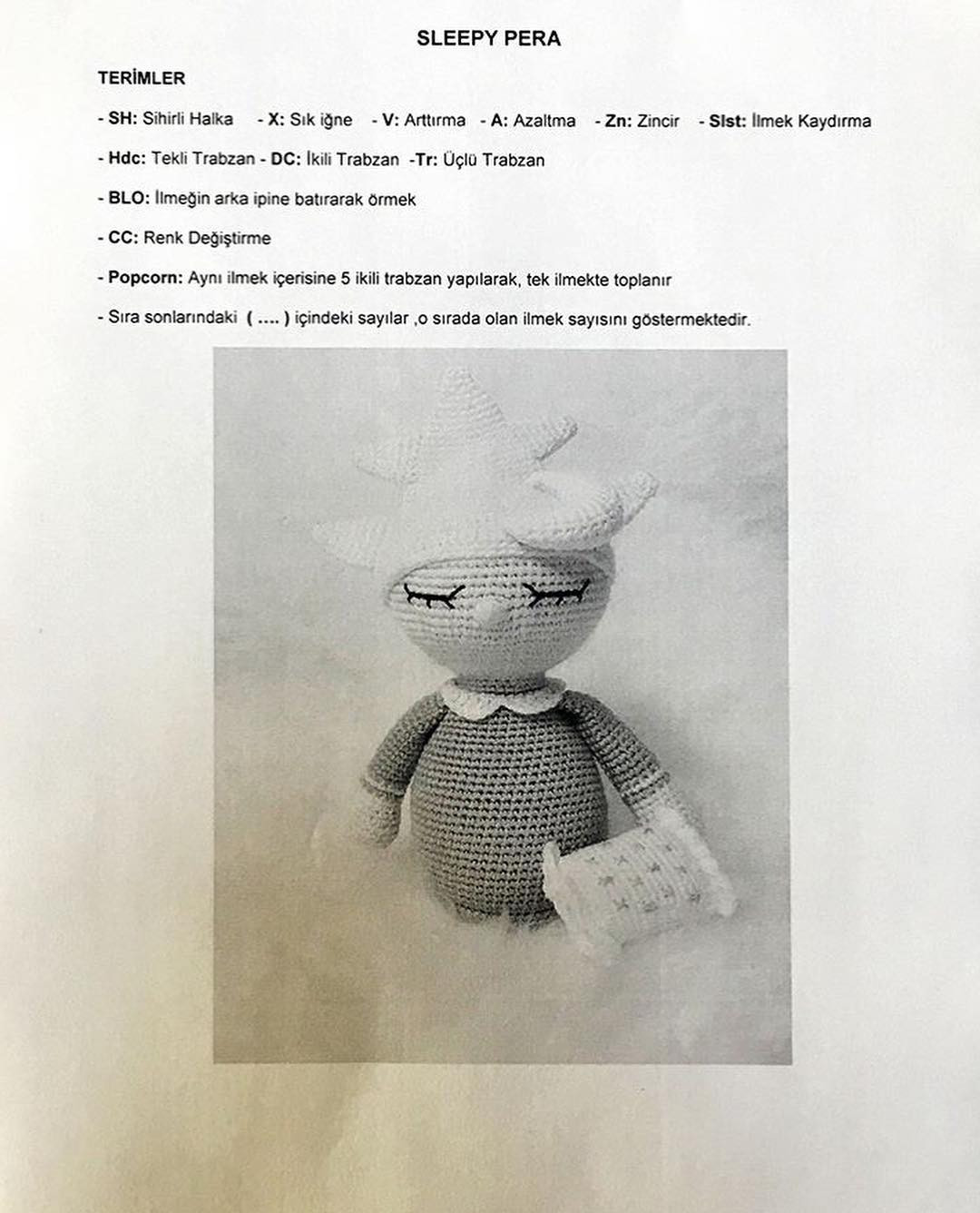 Sleepy Pera Amigurumi Pattern: Cute Crochet Doll with Star Hat, Moon, and Pillow - Turkish Chart