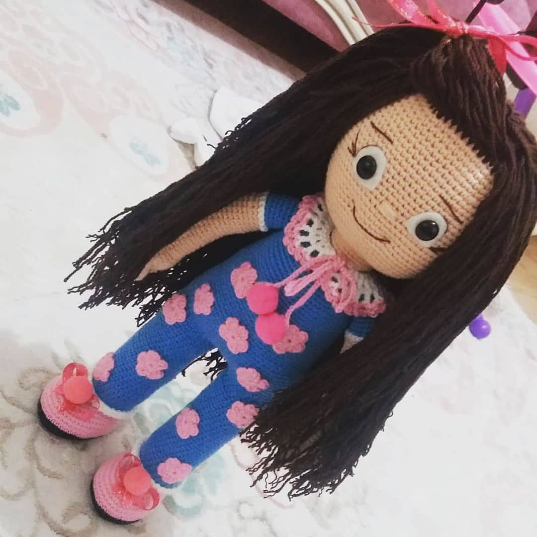 Sofia Tarifi - Amigurumi Doll Pattern with Blue and Pink Outfit