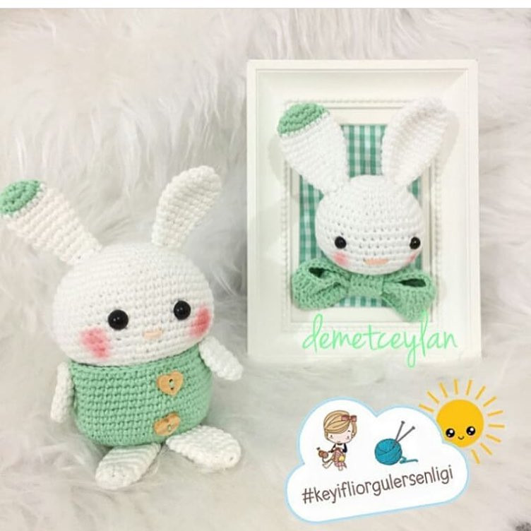 TAVŞANLI KUTUCUK - Hướng dẫn móc len búp bê thỏ hình hộp đựng đồ màu trắng xanh kèm bảng chart chi tiết