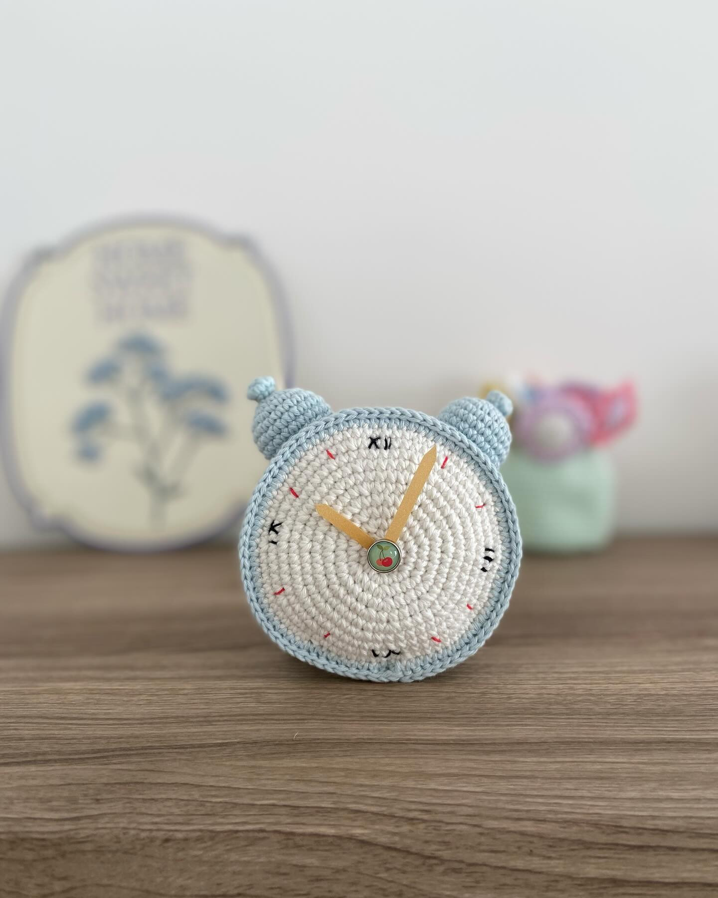 Tuto Réveil Matin Mignon en Crochet : Patron Complet avec Liste Matériel et Abréviations