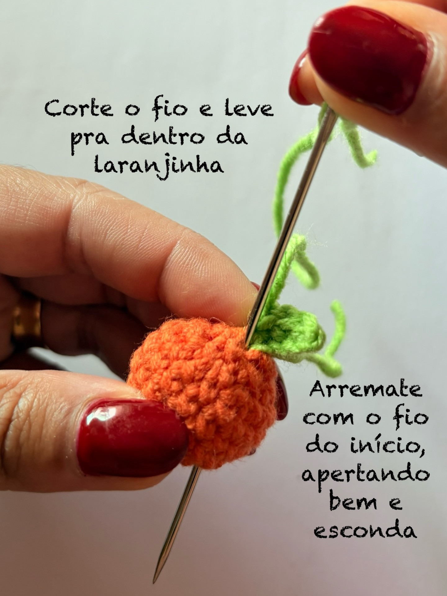 Tutorial Express Marcador de Página Laranjinha - Amigurumi Rápido e Fofo
