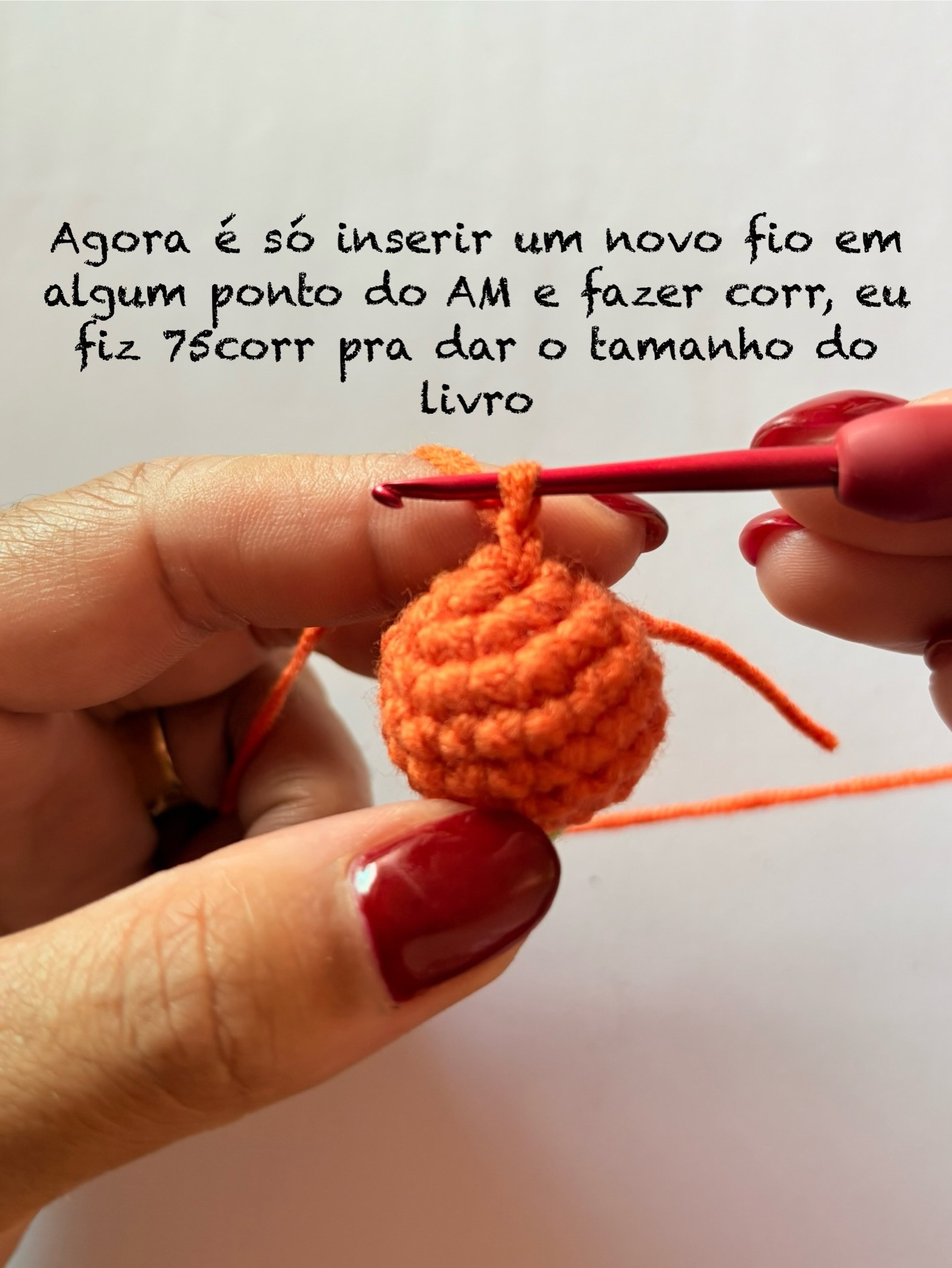 Tutorial Express Marcador de Página Laranjinha - Amigurumi Rápido e Fofo